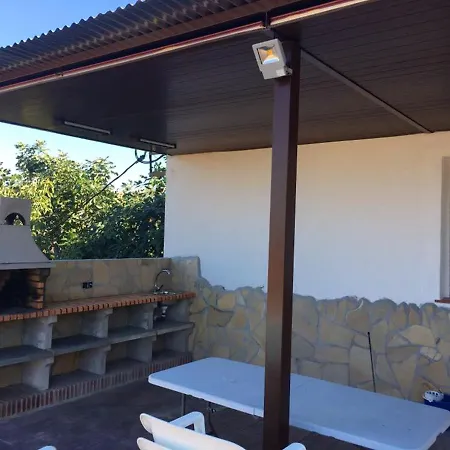Charming In With Private Pool And Large Garden Villa