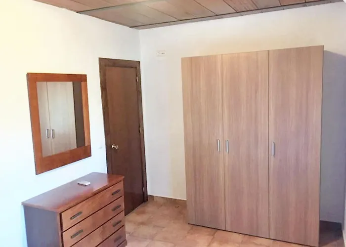 Charming In With Private Pool And Large Garden